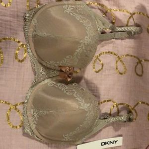 DKNY bra